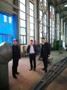 熱烈歡迎城關(guān)鎮(zhèn)尚旭敏書(shū)記、張?zhí)炝宙?zhèn)長(zhǎng)來(lái)我廠視察工作！